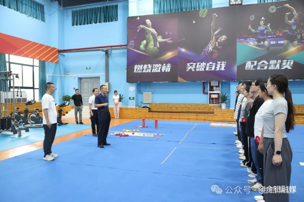 4C9337F25630B17FC35C34C1C8C56560.jpg 4C9337F25630B17FC35C34C1C8C56560.jpg